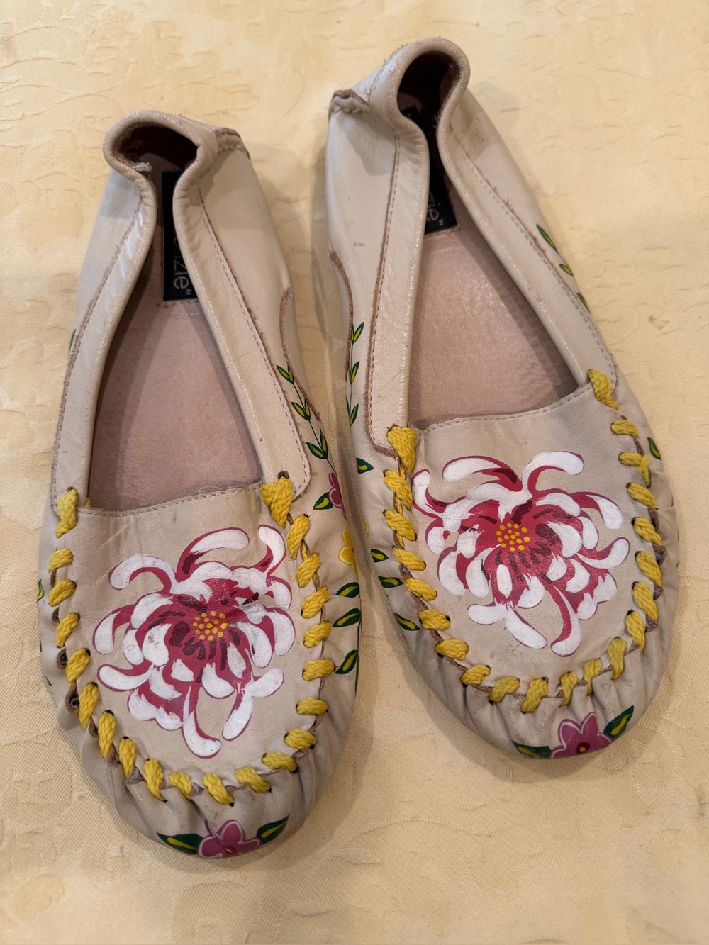 Kenzie Hand-Painted Beige Floral Moccasin Flats - Women